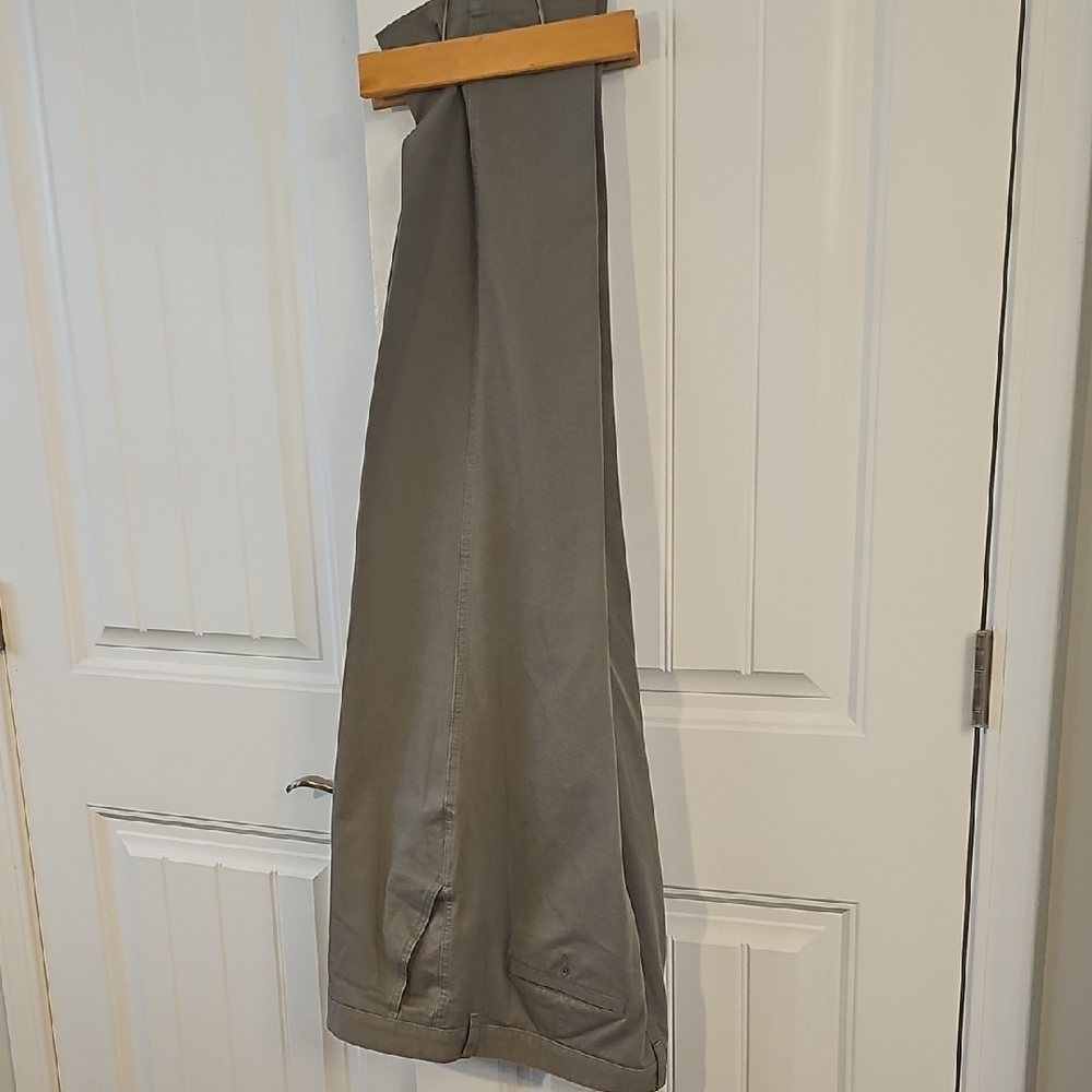 George Men's Classic Gray Chinos